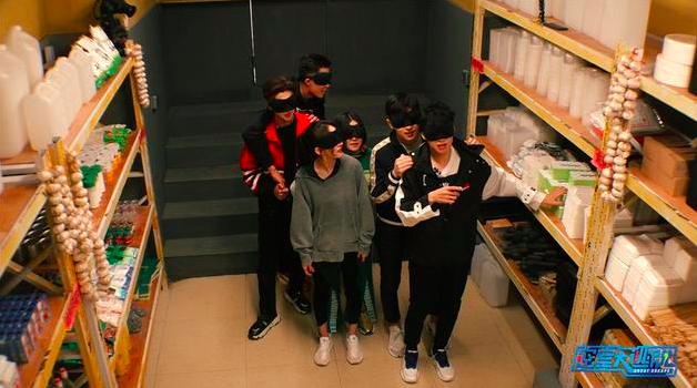 杨幂的桃花眼排名第二,杨幂暖心拥抱