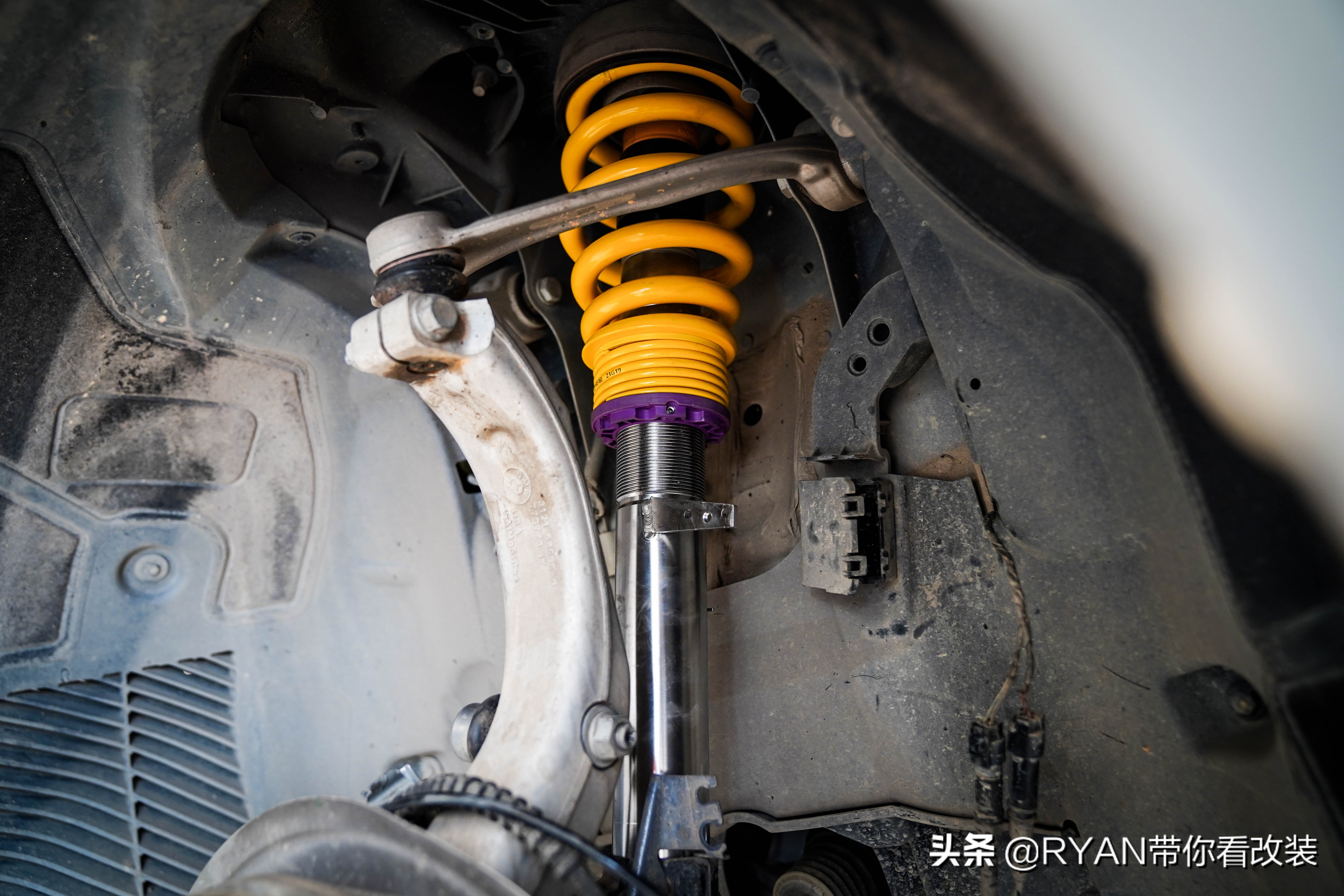 百改降为先，轿跑SUV的鼻祖-最帅宝马X6-KWv3避震改装