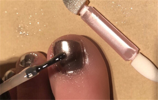 卸指甲工具怎么卸,卸指甲有没有可能把指甲卸掉