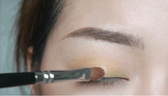 清透显白裸色,清新显白的牛油果绿