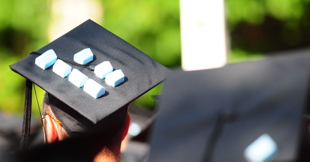 冲学校和冲专业哪个更重要,选专业重要还是选学校重要