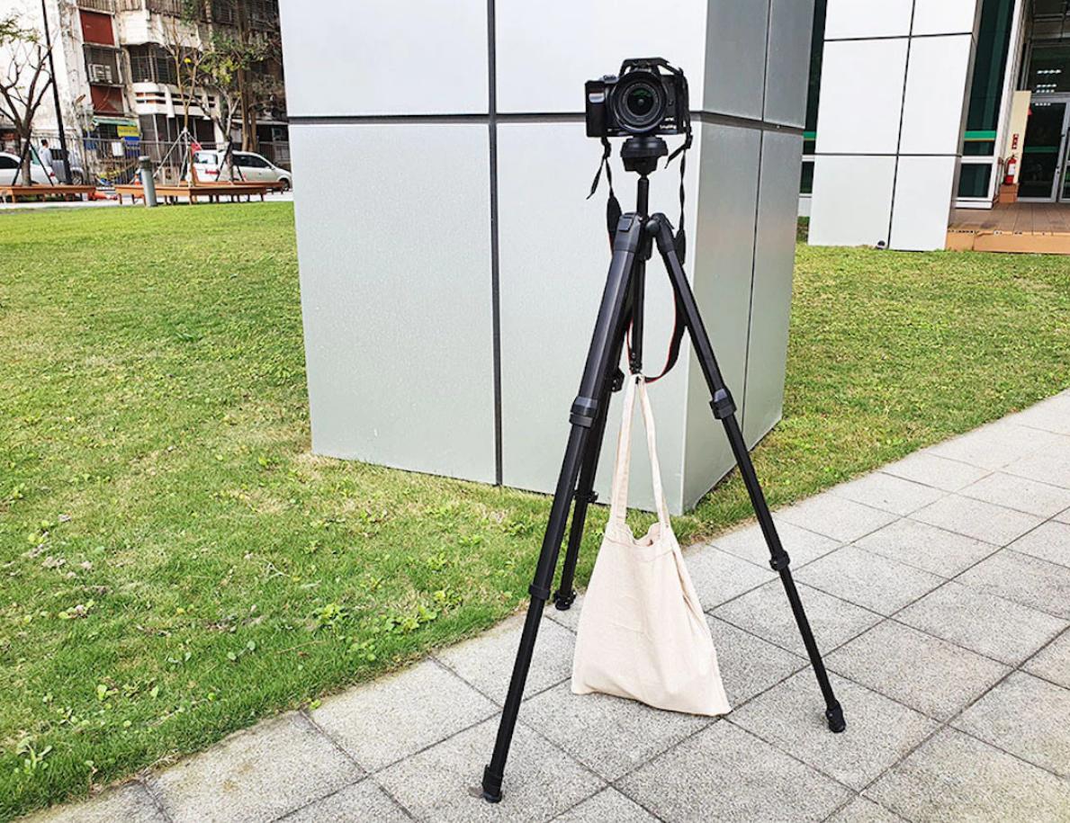 旅行三脚架推荐便携,三脚架拍摄支架户外方便携带测评