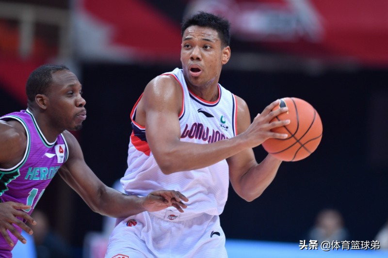 cba新秀可以直接签d类吗,cba新秀进国家队