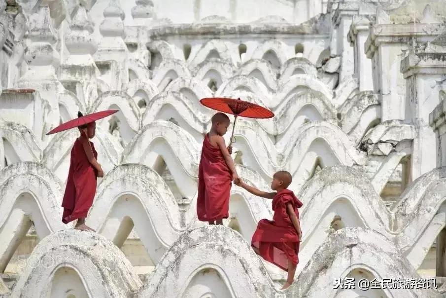 这个藏着绝美海滩和热气球的东南亚小国说走就走！