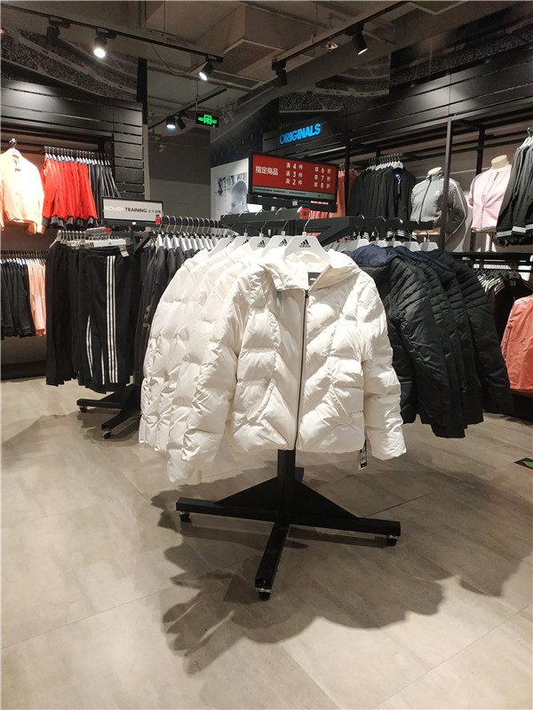 耐克阿迪折扣店的鞋怎么样,阿迪耐克折扣鞋专卖店