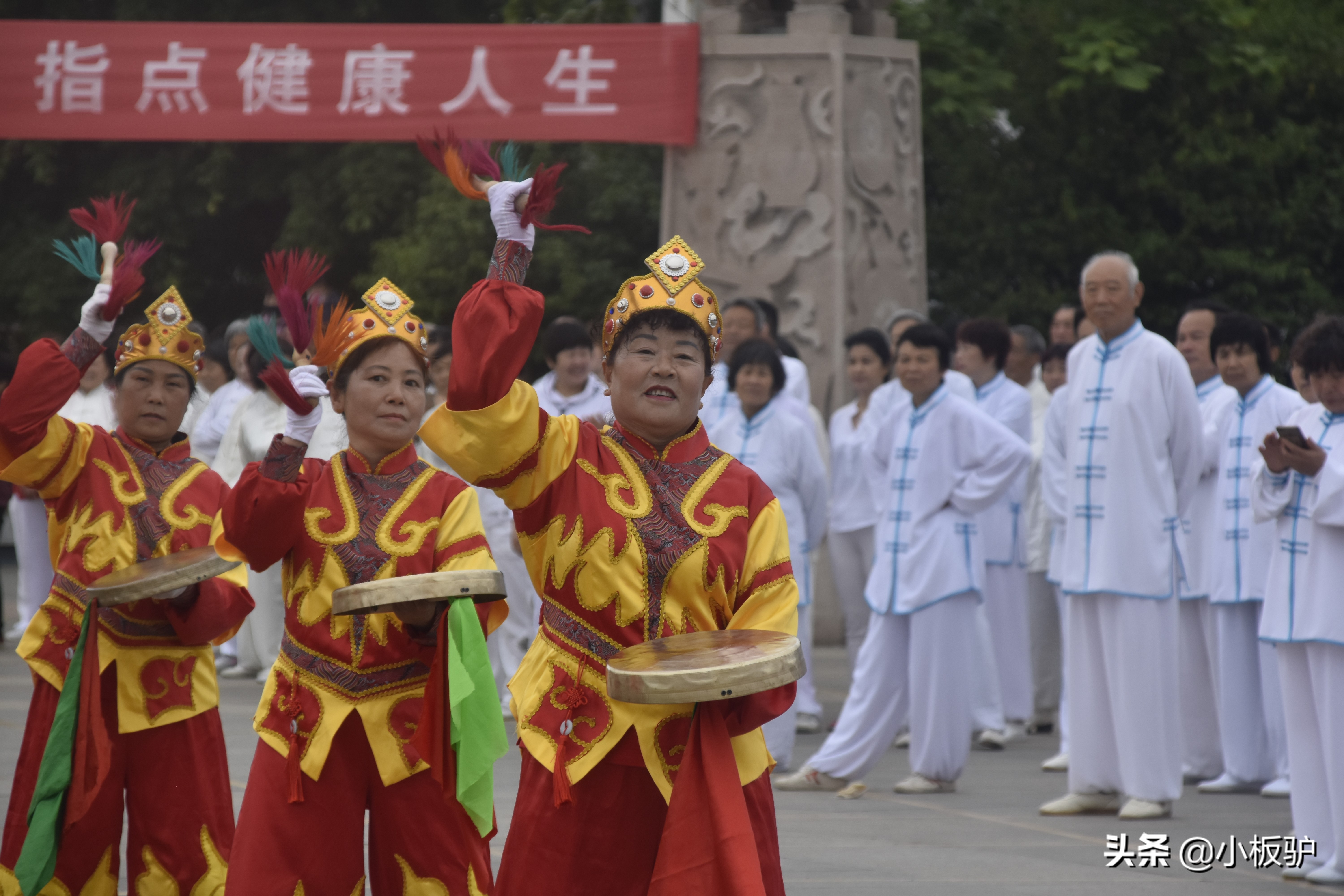 激情锣鼓表演,秧歌威风锣鼓表演完整版