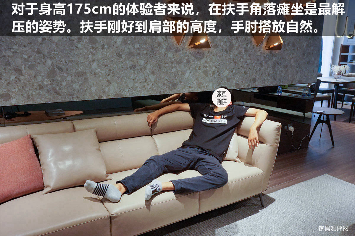 格调沙发哪个系列好用,极简黑沙发怎么搭出高级感