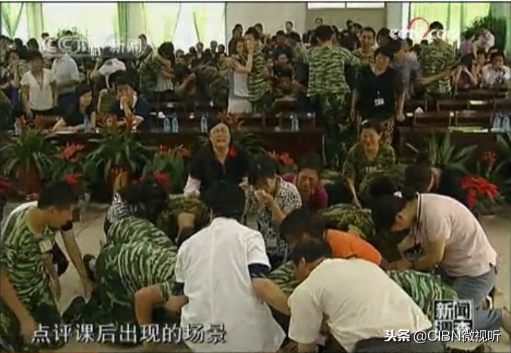 电击孕妇、老人、未成年,这个变态恶魔竟被家长捧上神坛