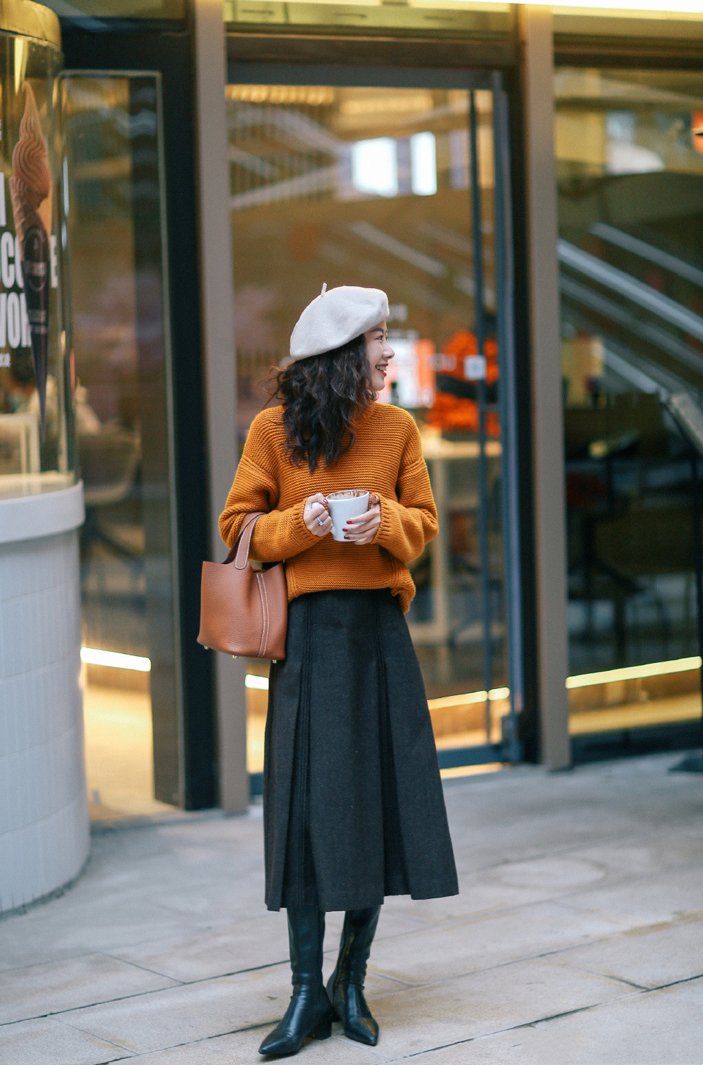 这双鞋子终于火了百搭又时髦,这双靴子绝对是今年秋冬首选