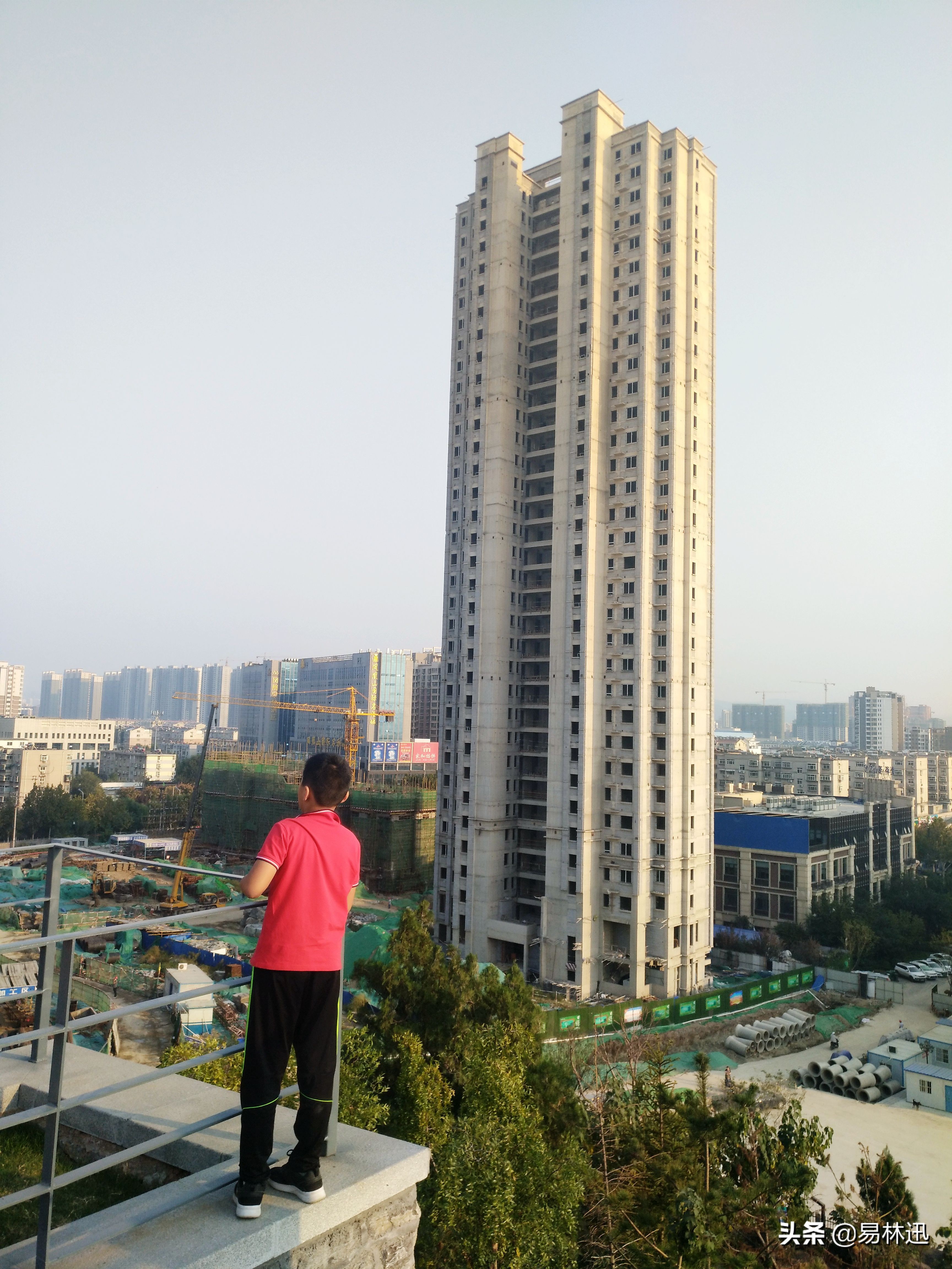 济南市标山来历,济南有一座大山峰