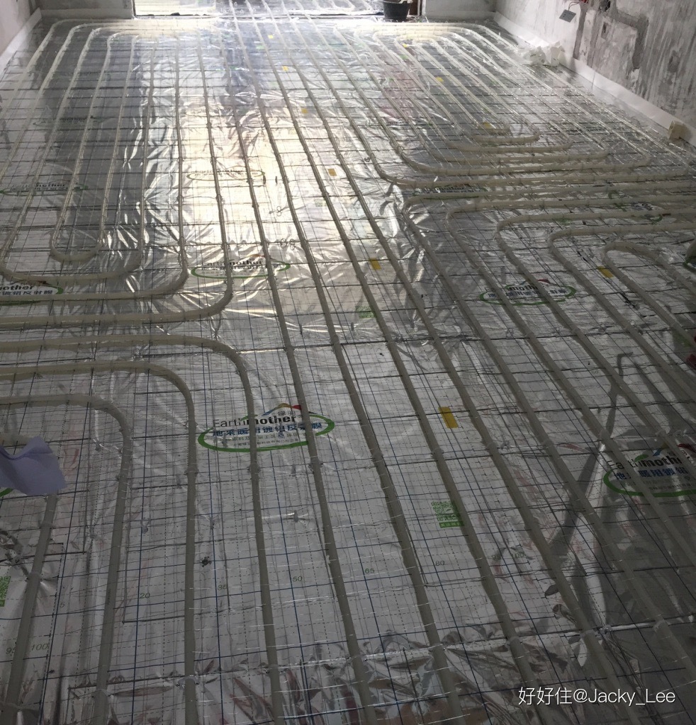 怎么打造一个科技感满满的卧室,如何打造一个满满科技感的家