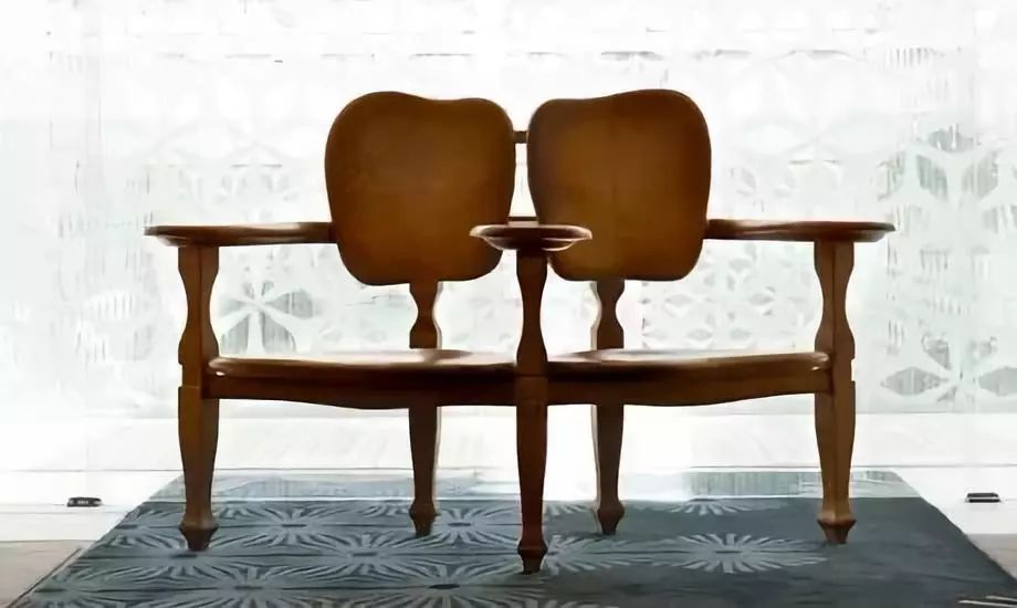 没设计过一两把网红椅，都不好意思被誉为建筑大师