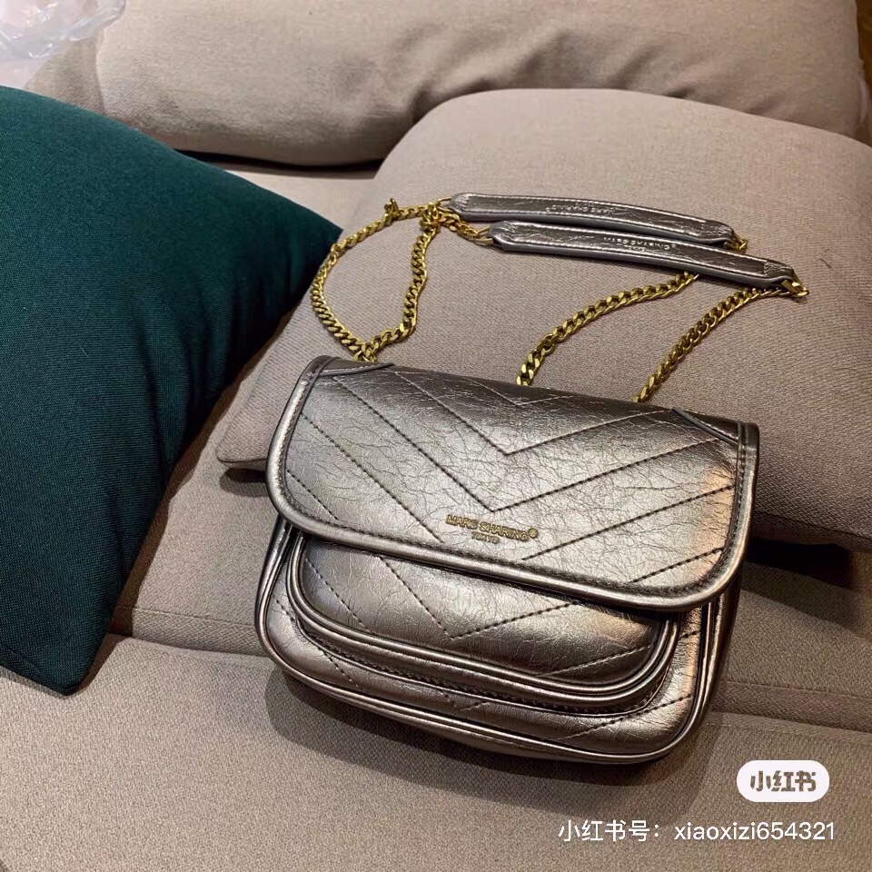 mars流浪包是真皮吗,真的不要买