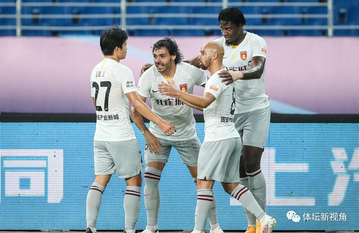 进球空翻庆祝动作集锦,最牛叉的进球空翻