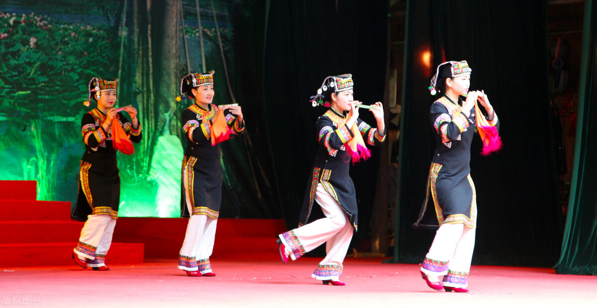 云南少数民族传统文化保护,四川和云南哪个少数民族多