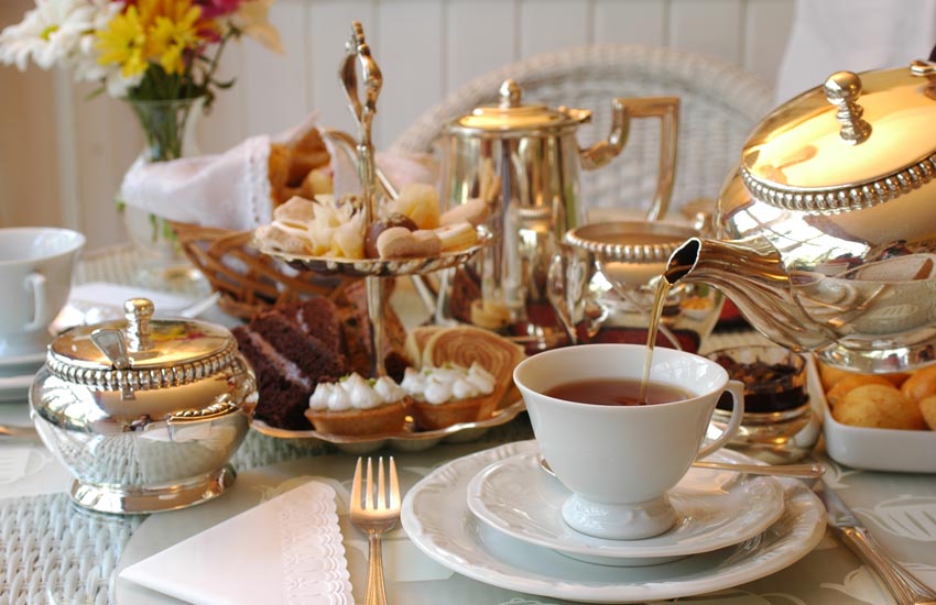 英国王室每天吃什么最好,揭秘英国王室饮食禁忌和偏爱