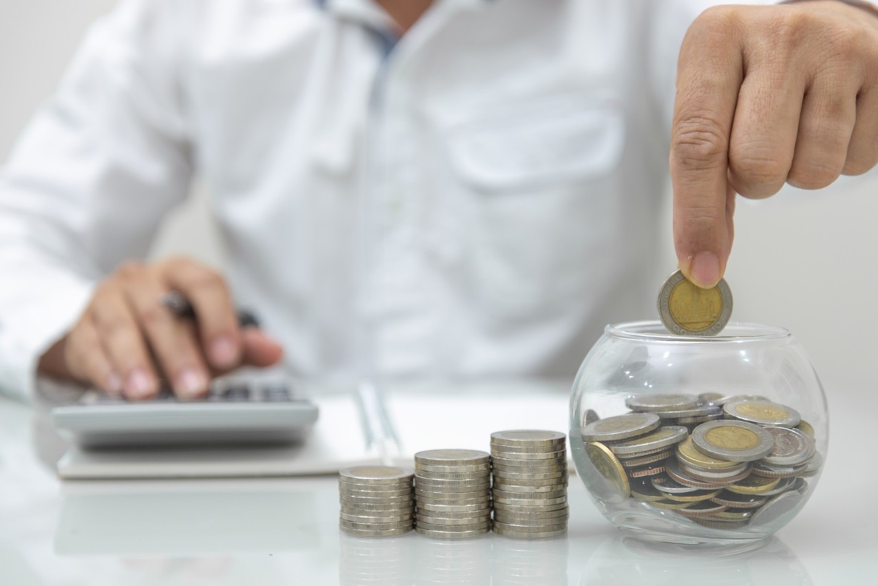 一元年薪还是私下套现？7位创始人亲述如何给自己发工资