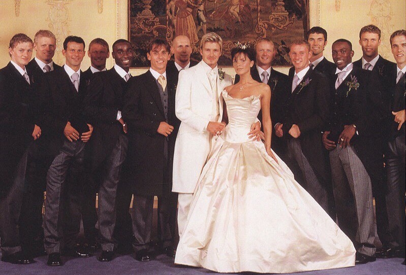 贝嫂晒小贝和女儿背影,小贝结婚纪念日完整版