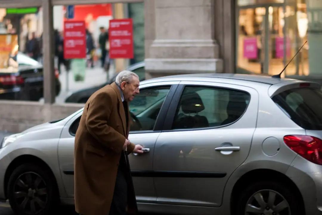 c1驾照60岁以上可驾驶的车型,驾驶证不限年龄