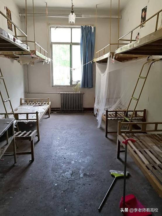 北方的大学宿舍有多差?北理工、哈工大让人难以忍受啊