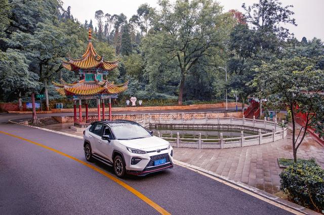 溯·承丨与威兰达一起探索千年滇池的繁华起源