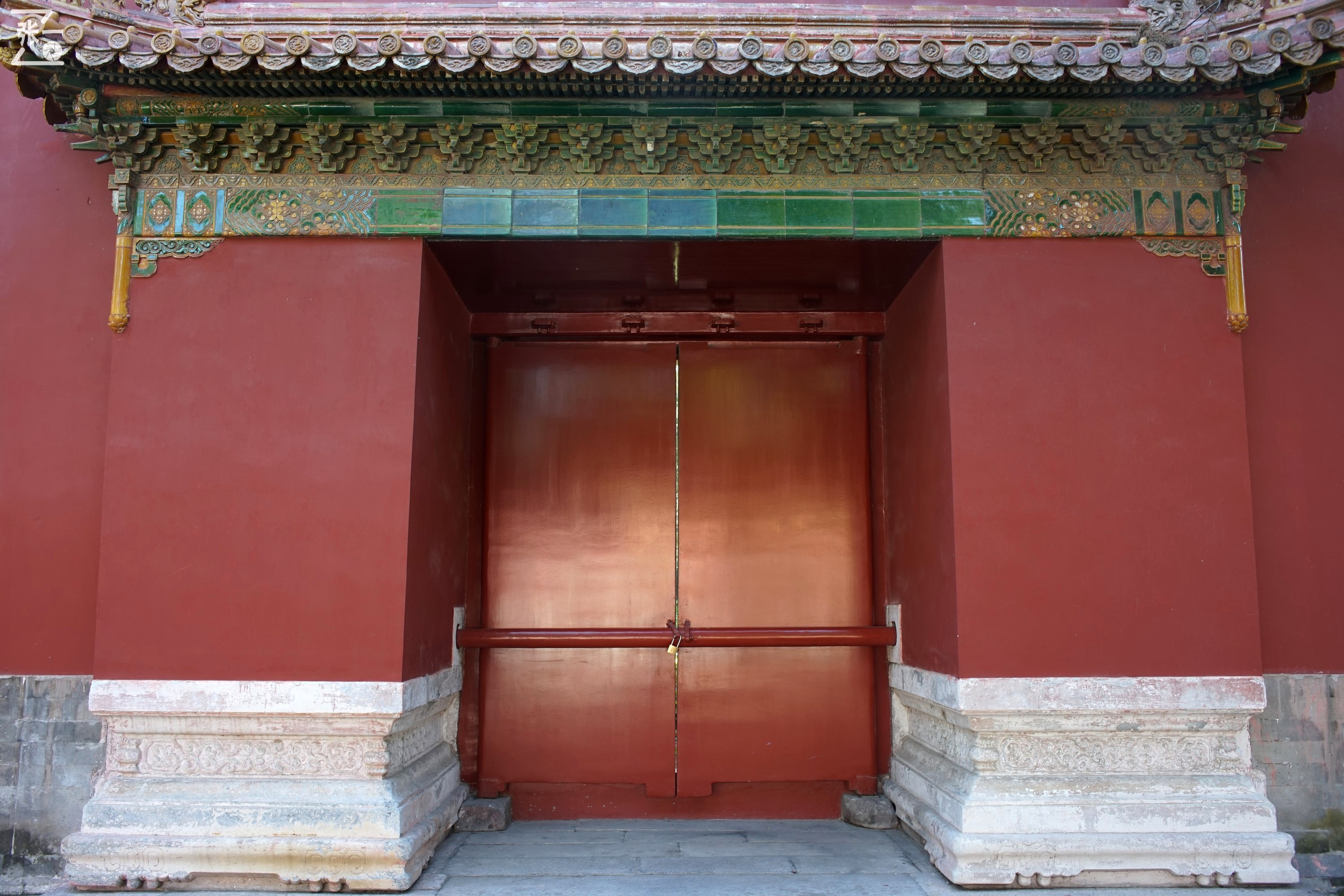 镜头测试：蔡司红T28/2.8+索尼微单A7实拍北京景山公园