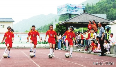 瓒崇悆灏忓皢楂樼噧,瓒崇悆灏忓皢瓒呯噧鐬棿
