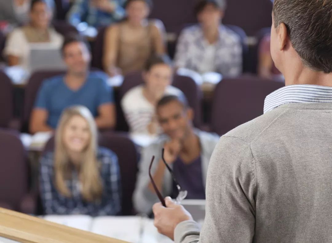 为什么it互联网行业的工资那么高,腾讯员工平均月薪超8万