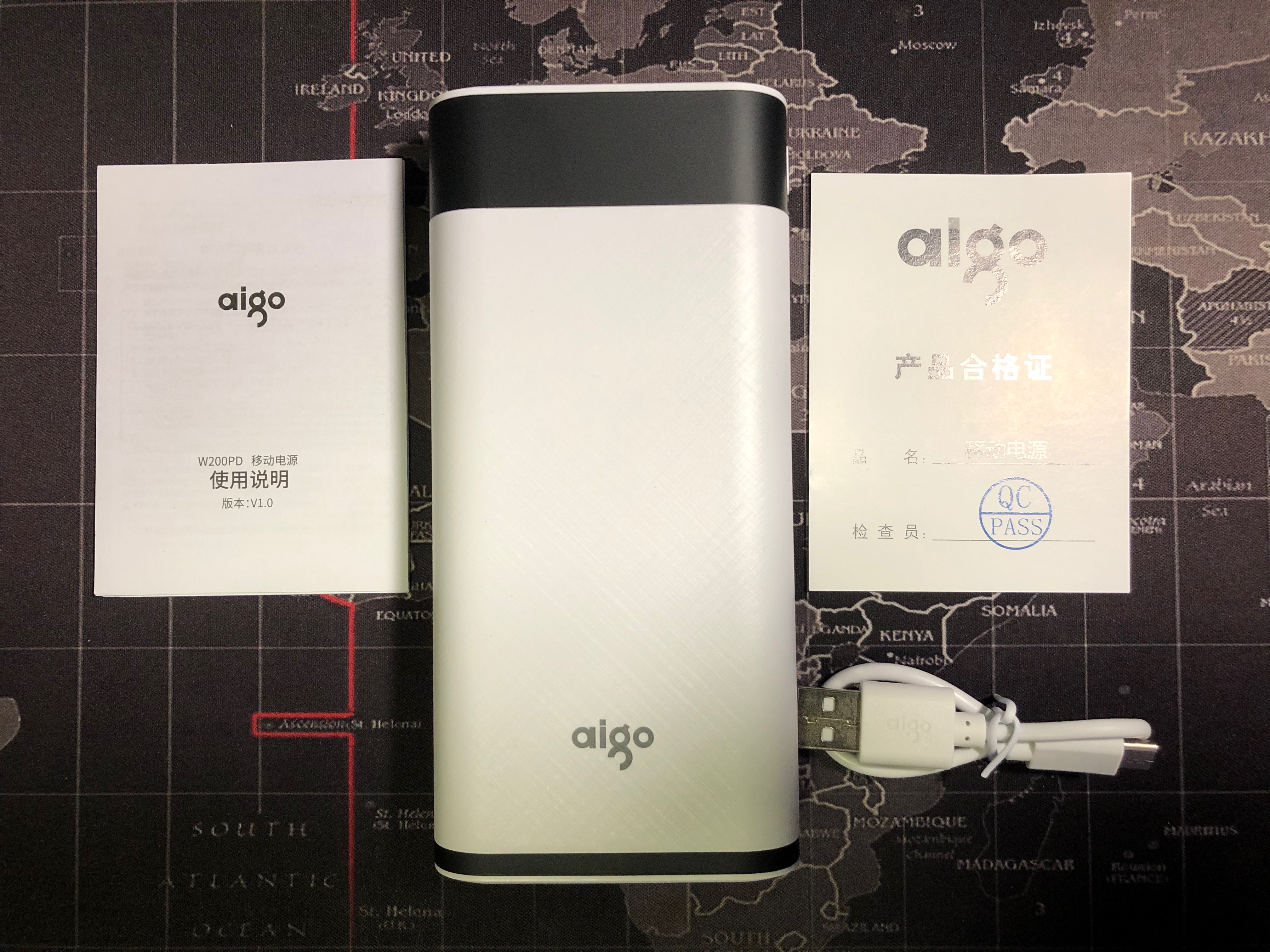 爱国者突破移动电源w200,爱国者f20000pd移动电源拆解