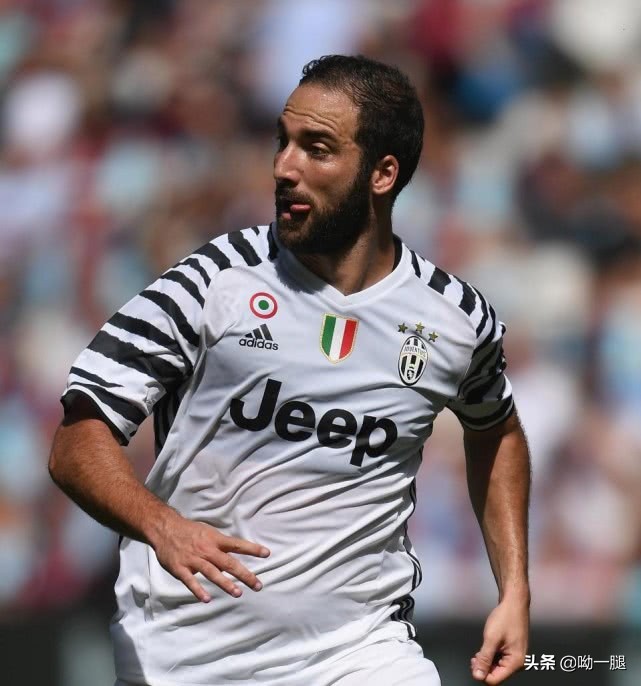 伊瓜因不为人知的十个小秘密：头像被那不勒斯球迷印在卫生纸上