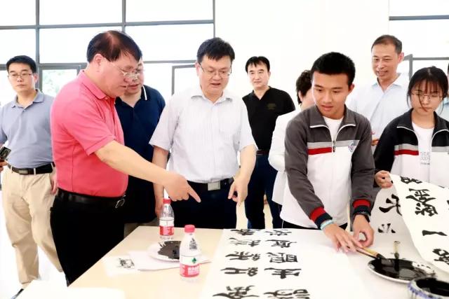 王平上海市教委,上海教委王平