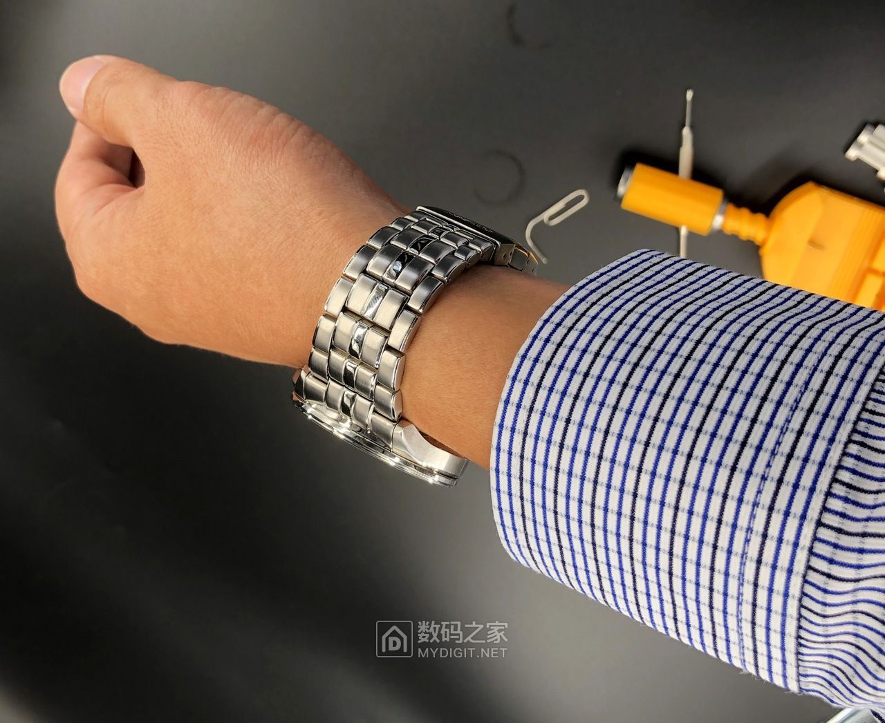 光动能手表卡西欧好还是西铁城好,卡西欧和西铁城光动能手表哪个好