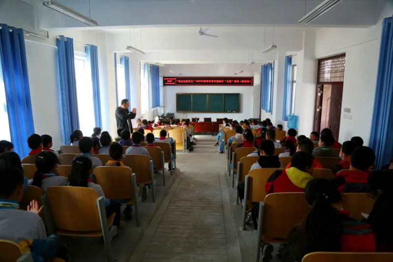 让体育梦想生根发芽省体育健康行“五进”活动走进眉县