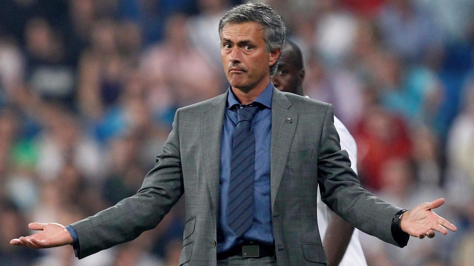 足球资本论：2020年*纪大**事，细数穆里尼奥这20年的辉煌时刻