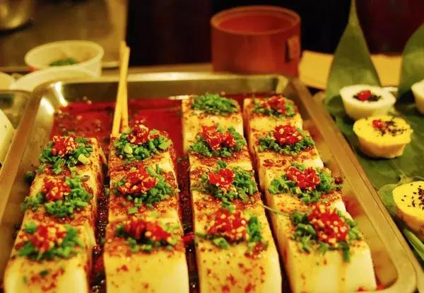 重庆九龙美食街吃货的天堂,国内十大美食街吃货的天堂