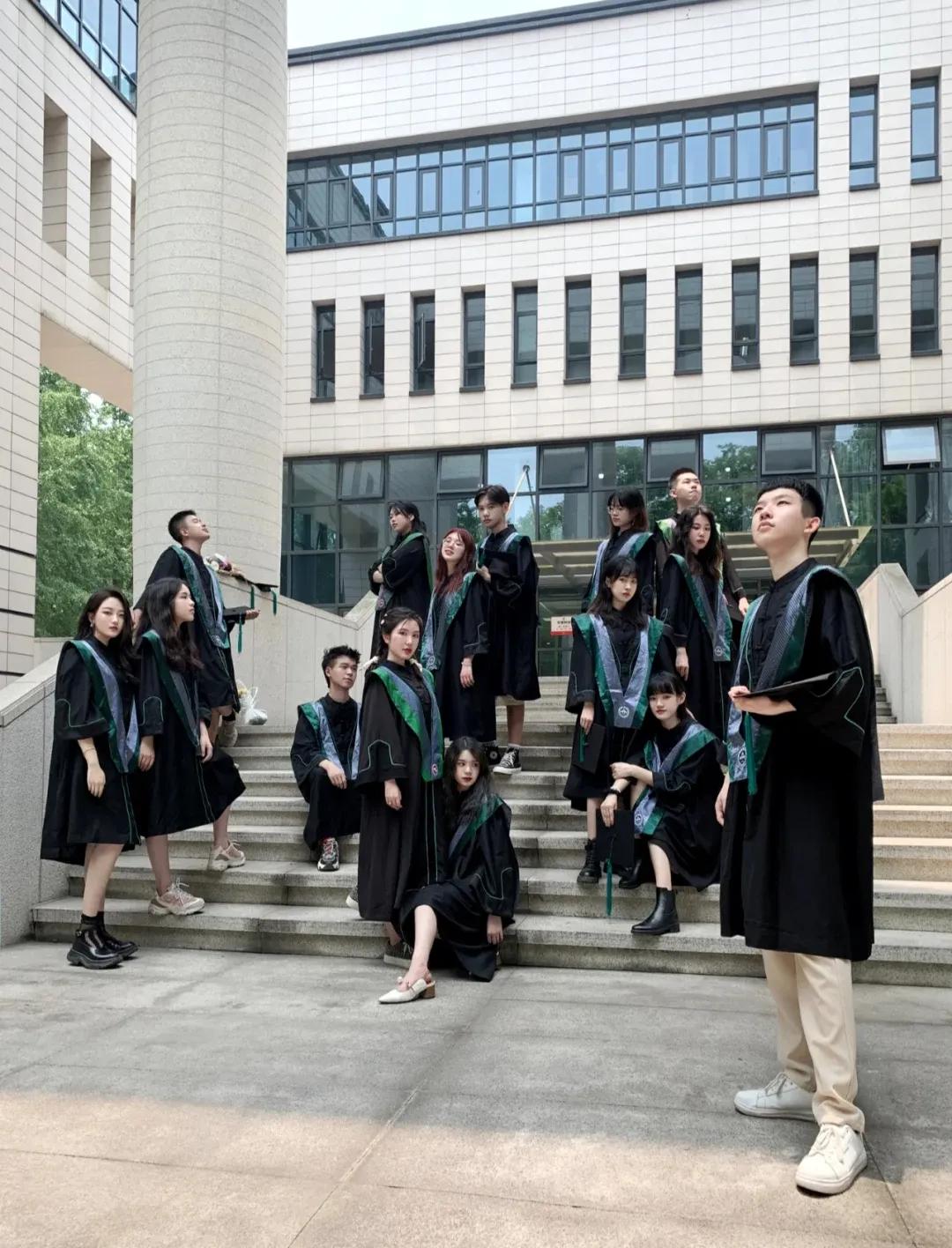 八大美院学士服,九大美院服装设计排名