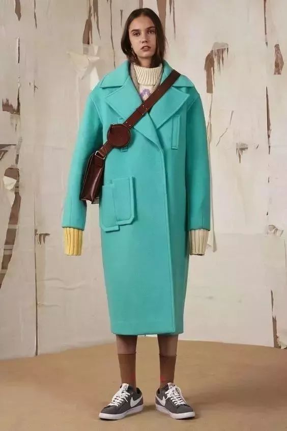秋冬大衣廓形怎么选择好看,大衣买对版型才是时髦的关键