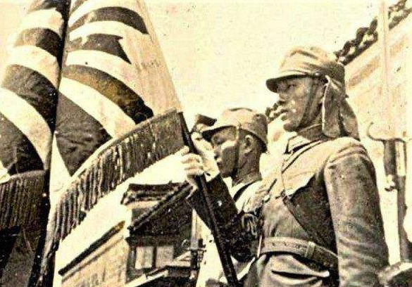 日军惨无人道的剧情,日军士兵被摔死