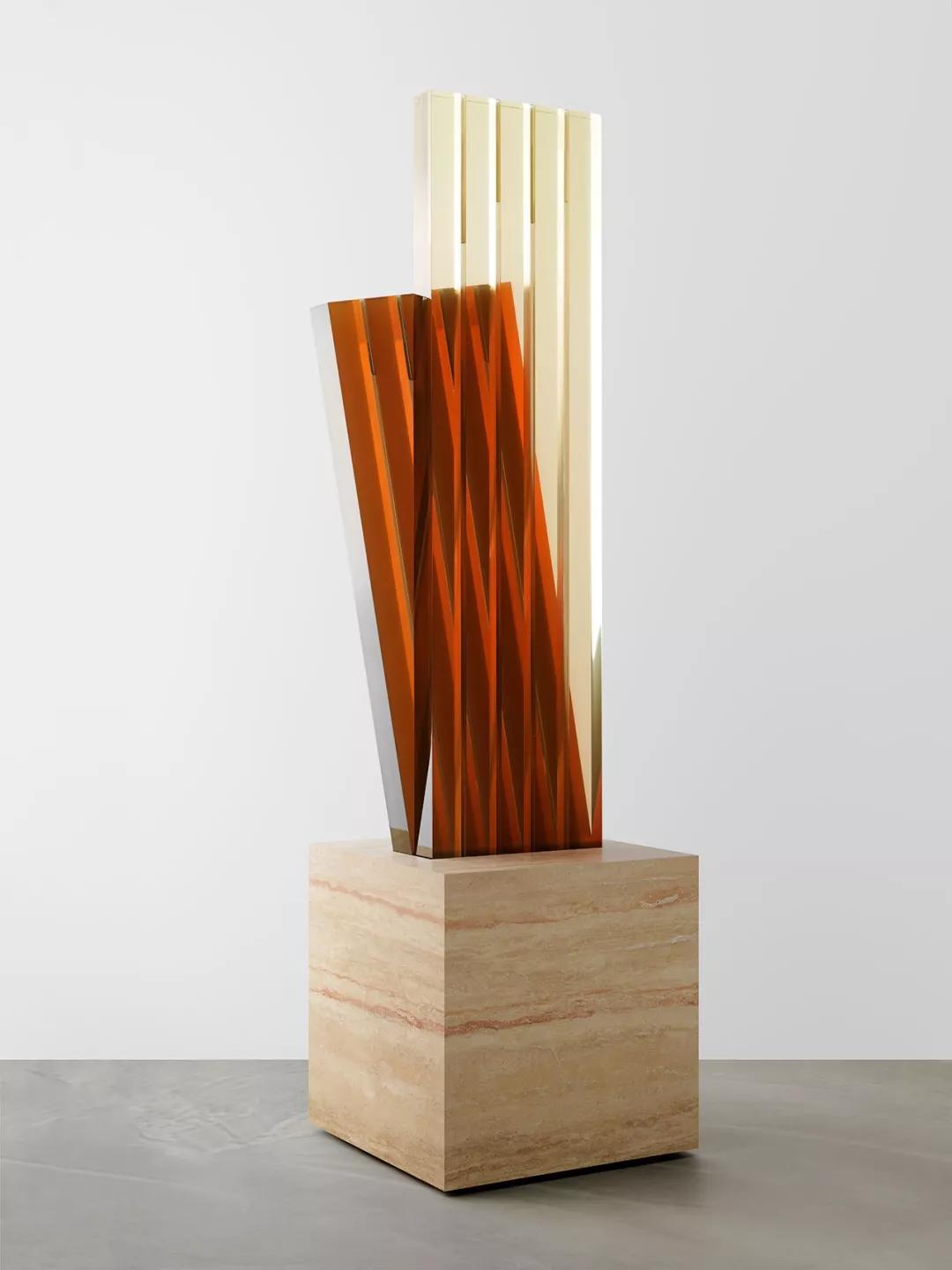 fendi秀场许愿池,fendi的设计灵感