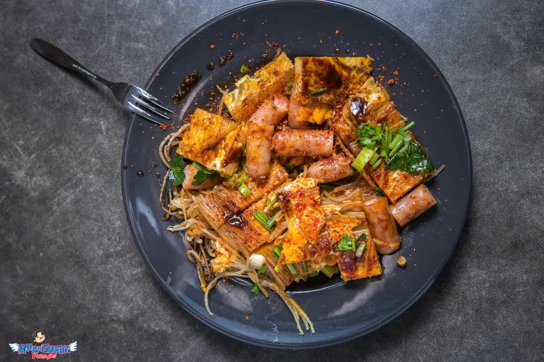 整个朋友圈都在刷《动森》，而我却爱上了在厨房刷锅