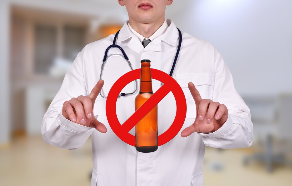 甲硝唑治疗口腔溃疡牙龈肿胀吗,甲硝唑治牙龈炎每次应该吃几粒