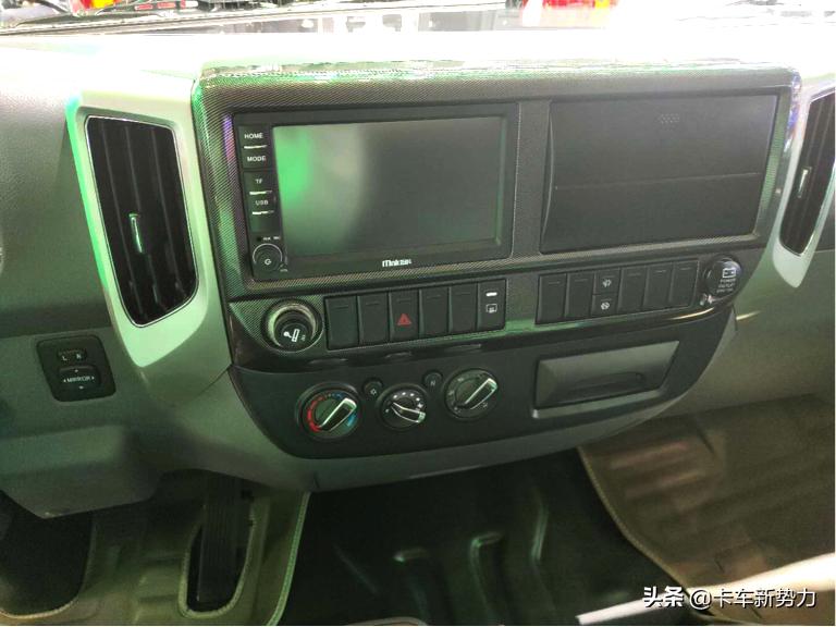 奥铃cts1排半最新款,最新款奥铃cts4.2米轻卡详细介绍