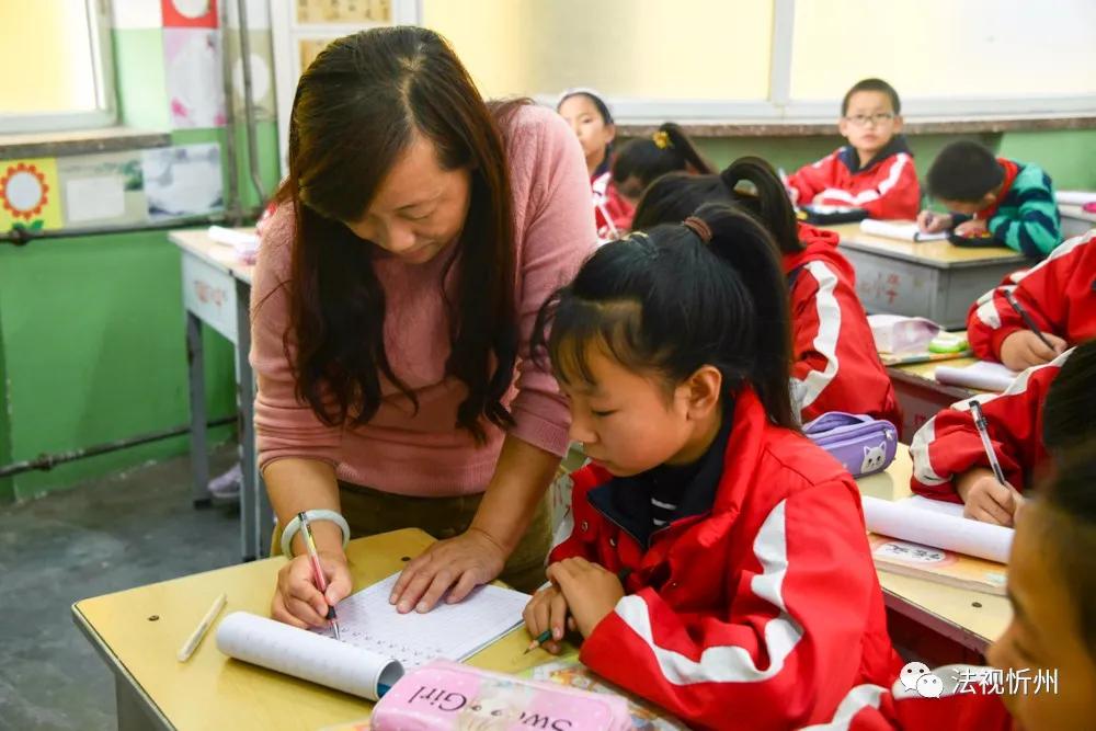 小荷才露尖尖角—忻州市忻府区团结路小学创建特色学校简影
