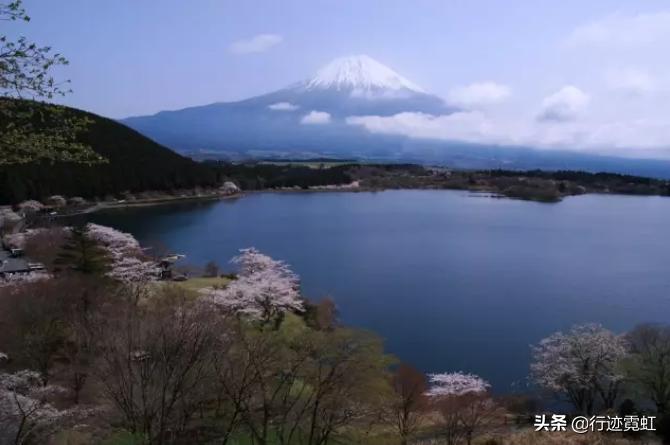 观赏富士山的最佳地点,看富士山最佳地点神社