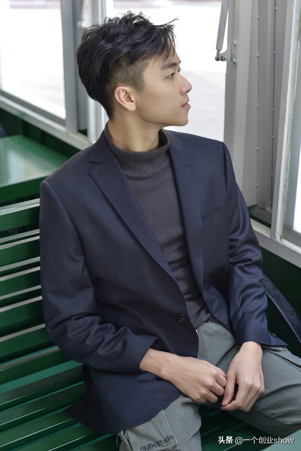 小米AI定制西装，穿上身价提高2000万？金利来花花公子：有危机感