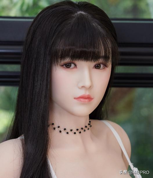 众里寻她千百度她却在灯火阑珊处,众里寻她千百度他却在灯火阑珊处