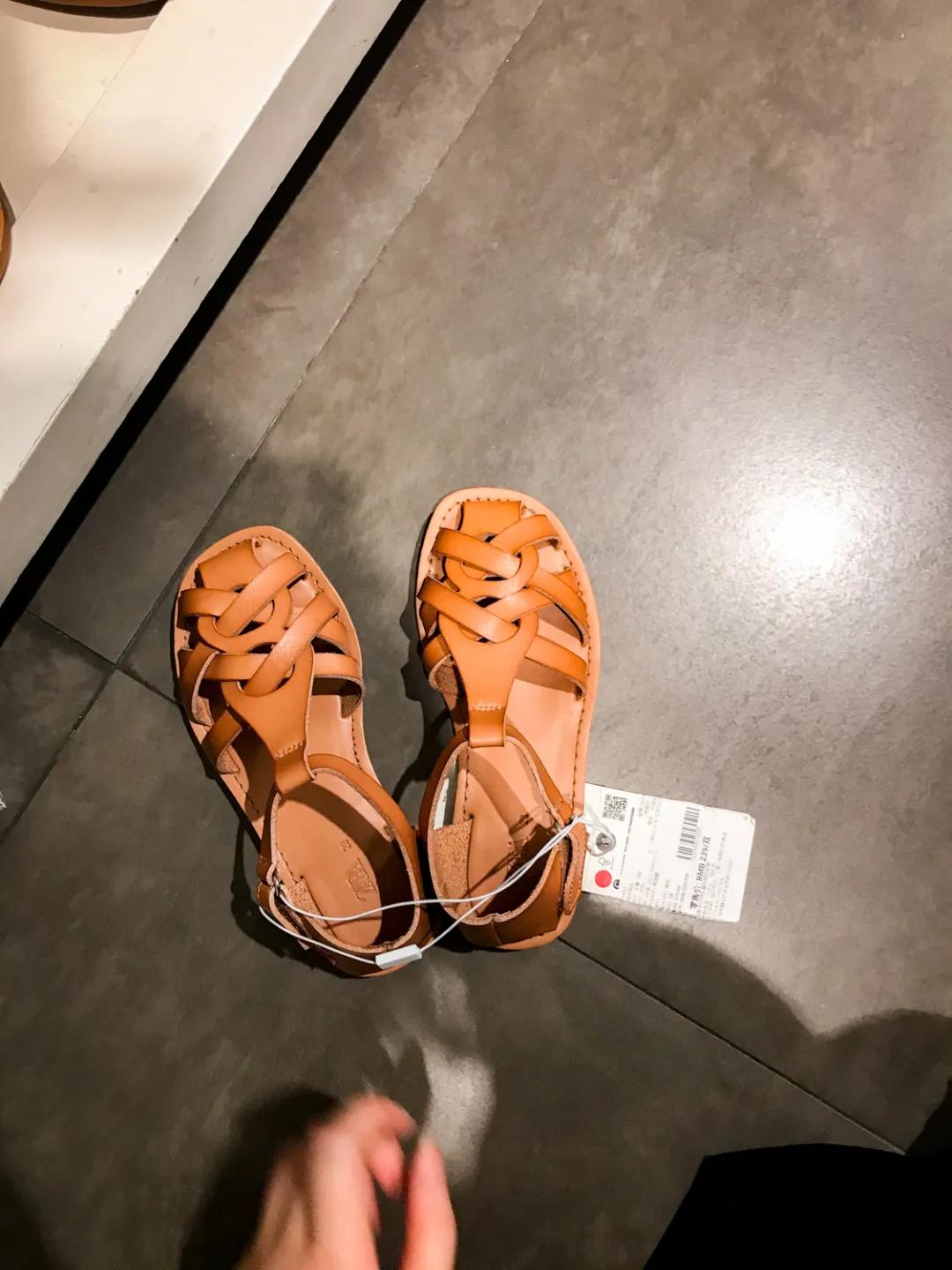 儿童穿哪种凉鞋比较好测评,关爱宝宝从脚开始