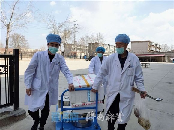 爱济南记者视频连线丨封闭管理后的市精神卫生中心:医护人员以院为家与患者同吃同住