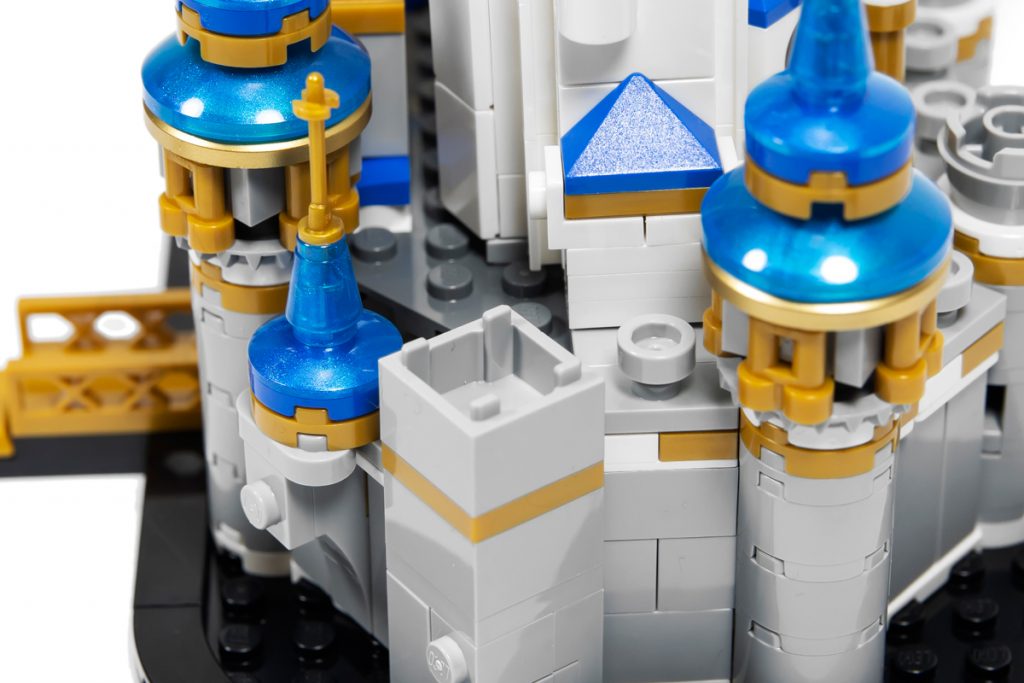 乐高新老款迪士尼城堡,乐高迪士尼100周年城堡展示盒