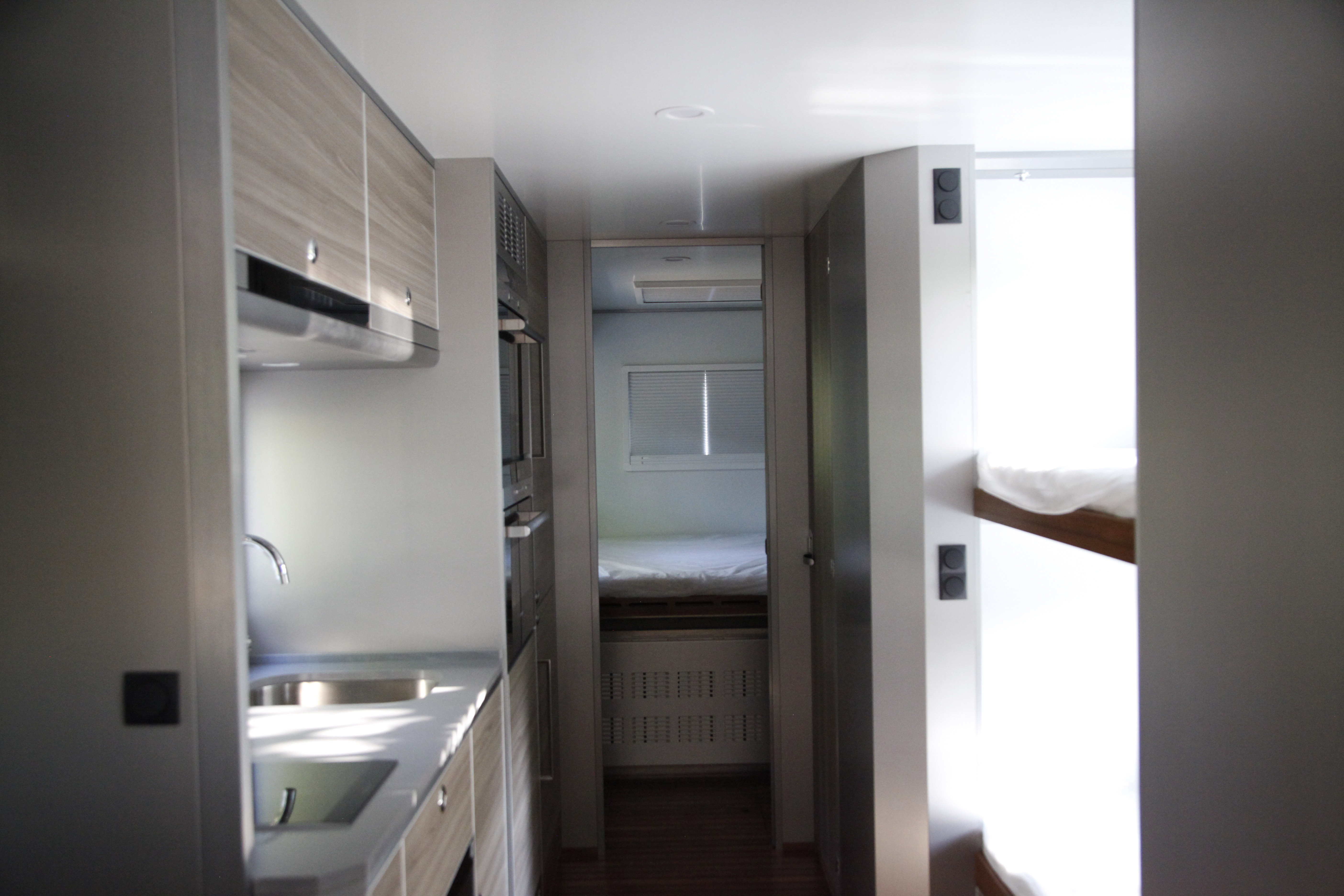 越野强劲王者，独栋别墅享受，阿莫迪罗曼8x8征服你了吗？